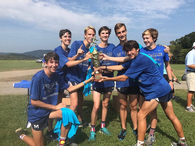 Varsity Cross Country Runs To Victory At Mccallie Invitational